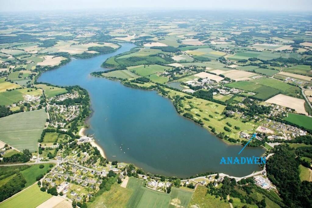 Cottage Anadwen Au Pied Du Lac Au Duc Et Son Golf 플로우머 외부 사진